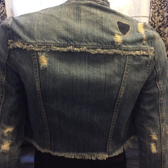 Bethany Mota cropped distressed jean jacket - Picture 5 of 12